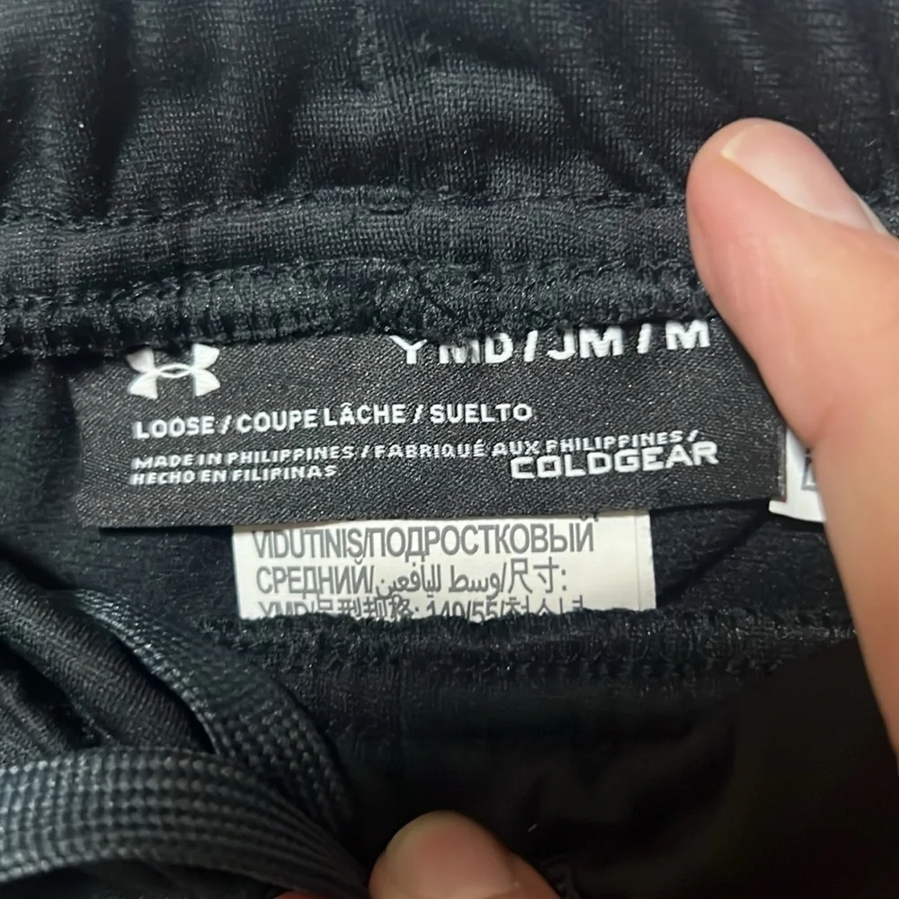 NWT Girls Under Armour coldgear joggers‎ loose fit black size YMD - Picture 4 of 6